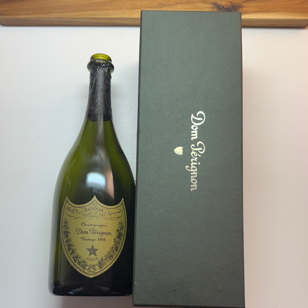 Dom Pérignon Vintage 1998 Champagne Bottle with Box